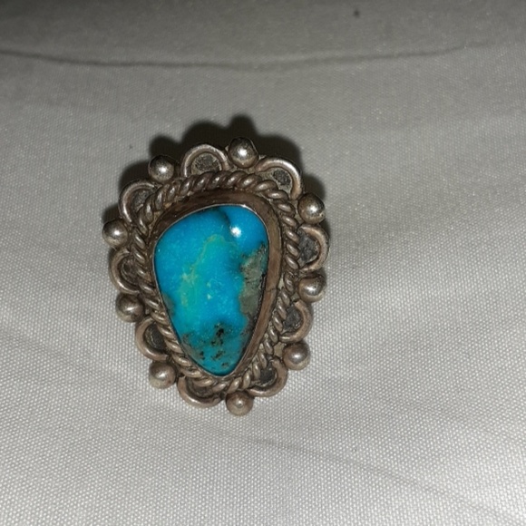 Vintage Navajo Indian Ring Stunning - Picture 3 of 8